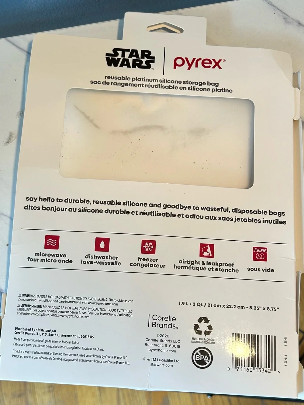 Pyrex Star Wars reusable eco friendly ziplock bag. Microwave/freezer safe.